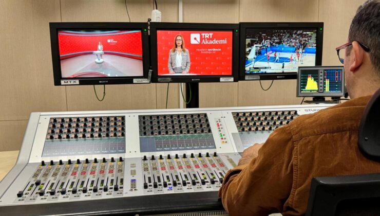Aralık ayında spikerlik ve sunuculuk eğitimi yeniden başlıyor