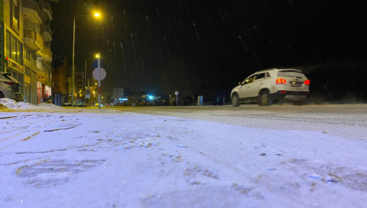 Ardahan’da kar yağışı etkili oldu