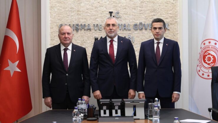 Bakan Işıkhan: Çalışanlarımızın gelirlerini koruyacak bir çalışma yürüteceğiz