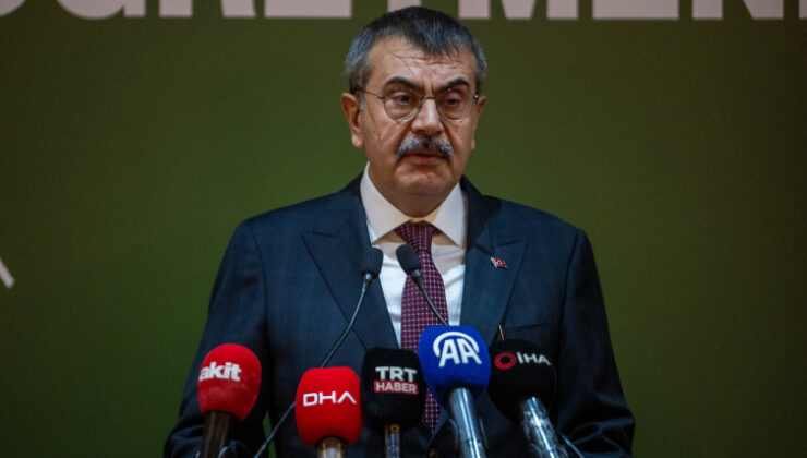 Bakan Tekin 81 ilden gelen öğretmenlerle buluştu