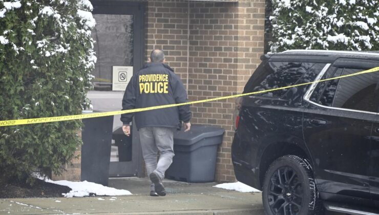 Brown Üniversitesindeki saldırıya ilişkin yanlış şüphelinin gözaltına alındığı duyuruldu