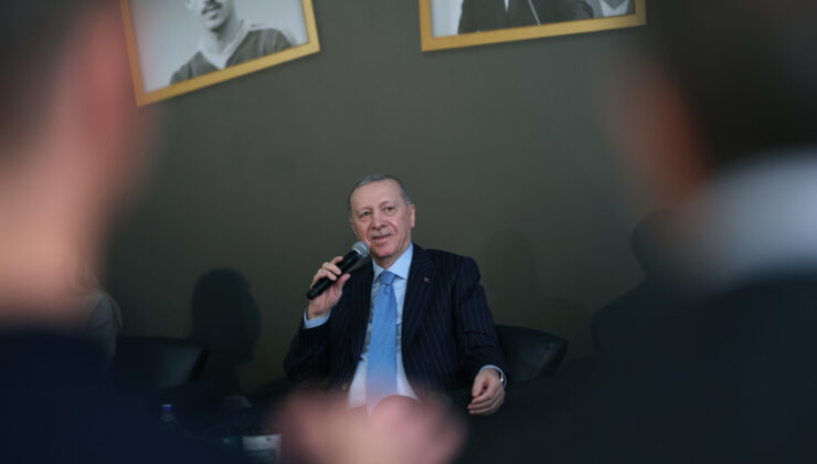 Cumhurbaşkanı Erdoğan: Hep gençlerle omuz omuza yürüdük