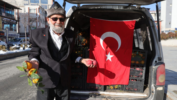 Elmacı Dededen Hakkari’deki askerlere elma ve mandalina ikramı