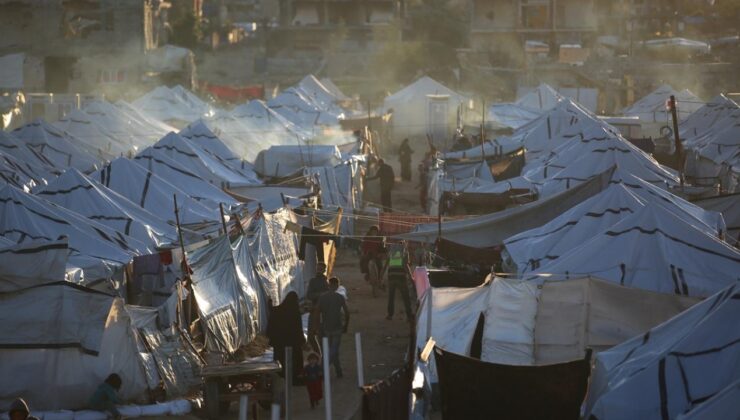 Gazze’de şiddetli yağış nedeniyle hasarlı evin duvarı çöktü: 1 Filistinli hayatını kaybetti