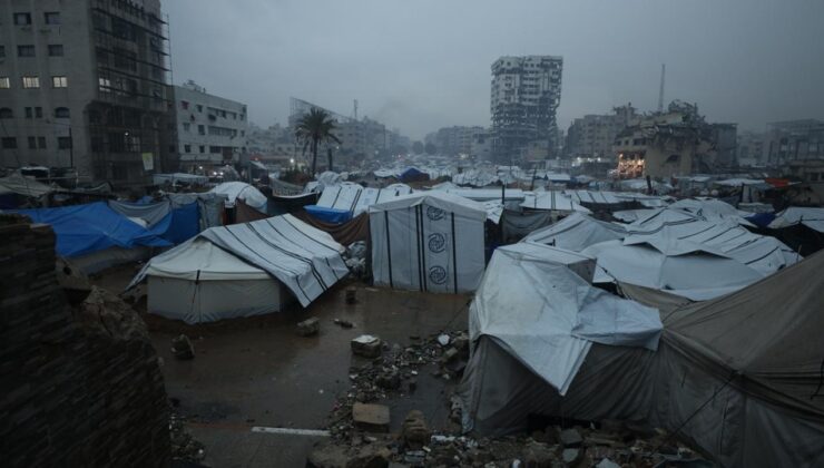 Gazze’de soğuk havalar halkın yaşadığı kırılgan şartları ortaya çıkardı