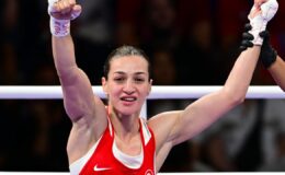 Milli boksör Buse Naz Çakıroğlu dünya ikincisi oldu