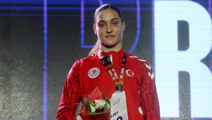 Milli boksör Büşra Işıldar, Dünya Şampiyonası’nda finale yükseldi
