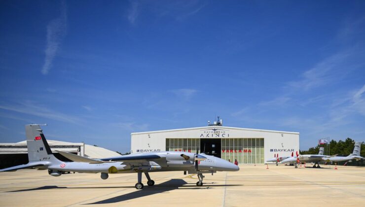 Savunma sanayiinde bir başarı daha: Bayraktar AKINCI’dan tam isabet
