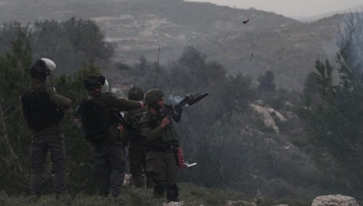 Soykırımcı İsrail’den, Batı Şeria’da taş atan Filistinlileri öldürme emri