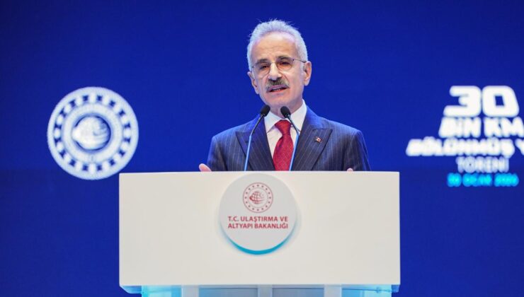 Bakan Uraloğlu: Bölünmüş yol ağımızı 30 bin kilometreye çıkardık