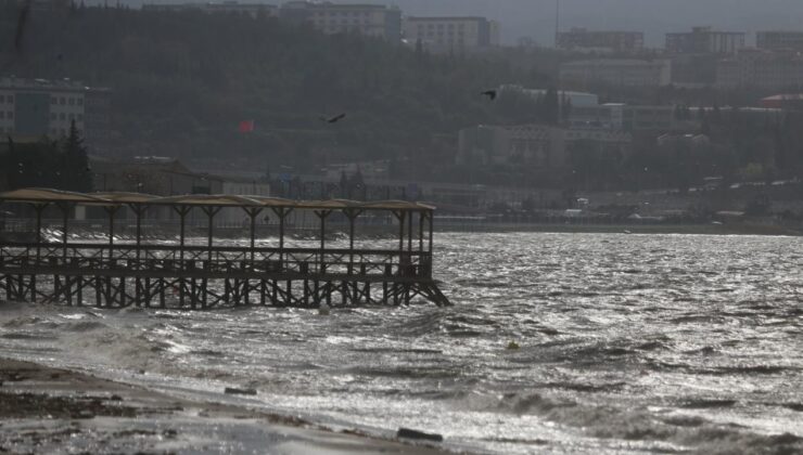 Bazı bölgeler için kuvvetli rüzgar ve fırtına uyarısı