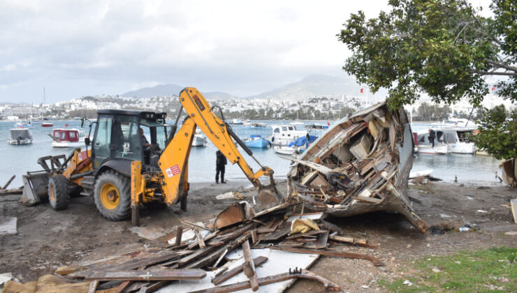 Bodrum’da kaçak yapılar yıkıldı