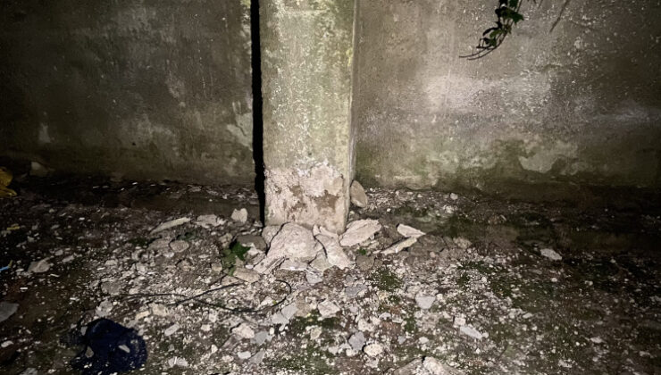 Çatlaklar korkuttu, 7 katlı bina boşaltıldı