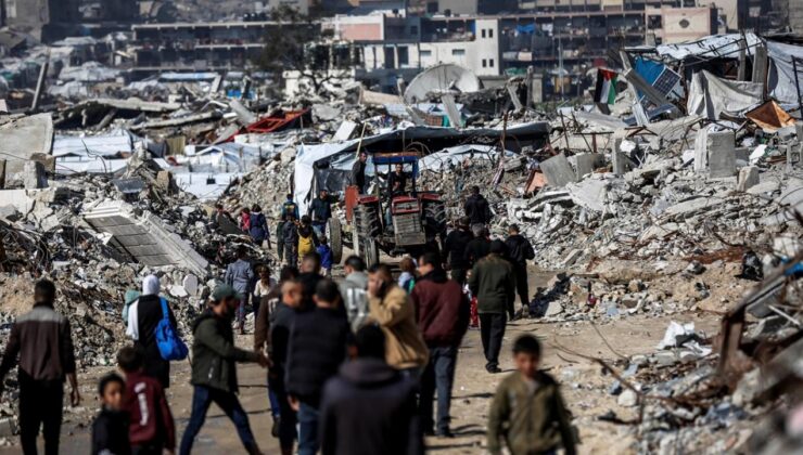 Hamas: İsrail, Gazze’ye saldırıları ateşkesin ikinci aşamasını engellemek için düzenliyor