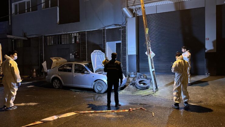 Isınmak için girdiği otomobilde yangın çıktı, yaşamını yitirdi