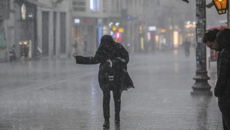İstanbul için fırtına ve sağanak uyarısı