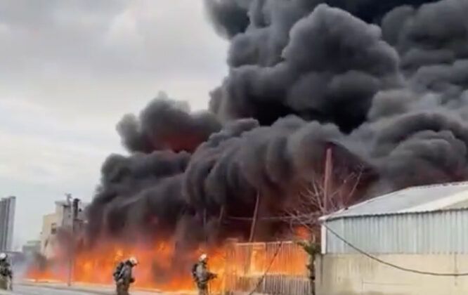 İstanbul’da depo yangını