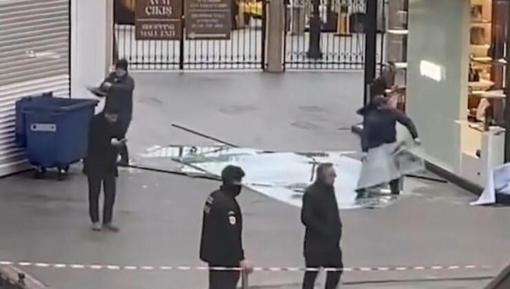İstanbul’daki bir AVM’de mağazanın camı 2 çocuğun üzerine düştü
