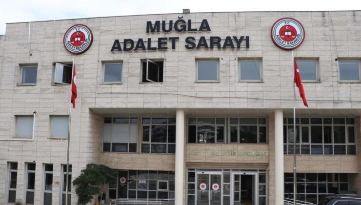 Kendisini polis olarak tanıttığı kadının 2 milyon lirasını dolandırdı