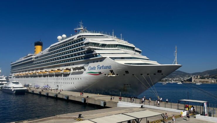 Muğla geçen yıl 227 bin 807 kruvaziyer yolcusunu ağırladı