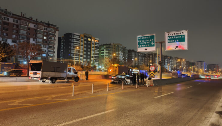 Otomobil önce bariyere ardından da minibüse çarptı: 1 ölü, 2 yaralı