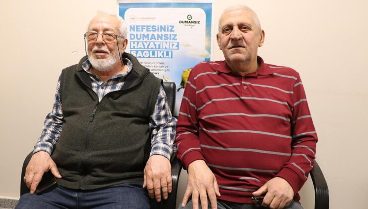 50 yıllık bağımlılığa ücretsiz tedaviyle veda ettiler