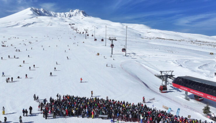 Erciyes yarıyıl tatilinde 1 milyon 400 bin ziyaretçi ağırladı