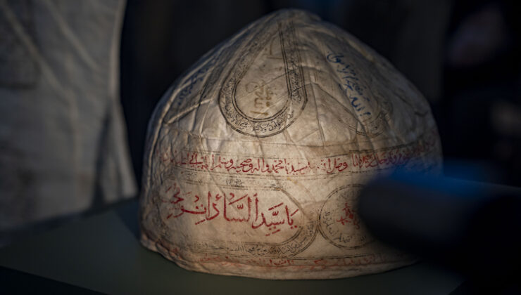 Erzurum’da Kutsal Emanetler ve Vakıf Eserleri Sergisi açıldı