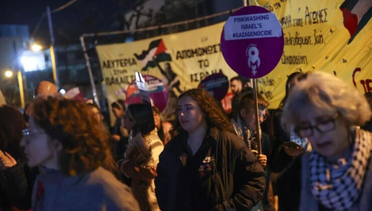 İsrail’in Eurovision Şarkı Yarışması’na katılımı Atina’da protesto edildi