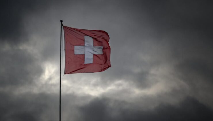 İsviçre’de, nüfusu 10 milyon ile sınırlama önerisi referanduma sunulacak