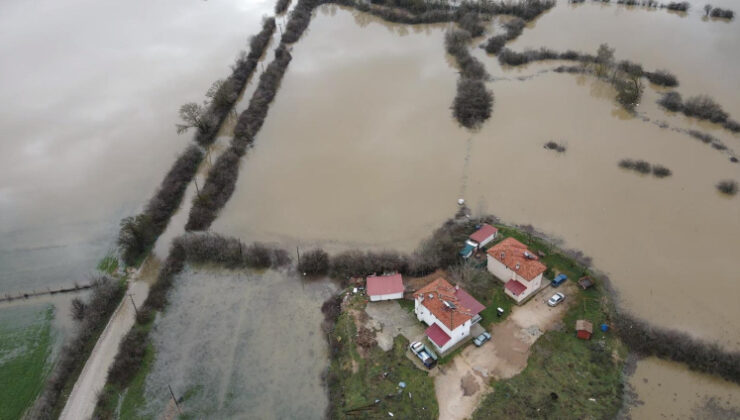 Muğla’da tarım arazileri su altında kaldı