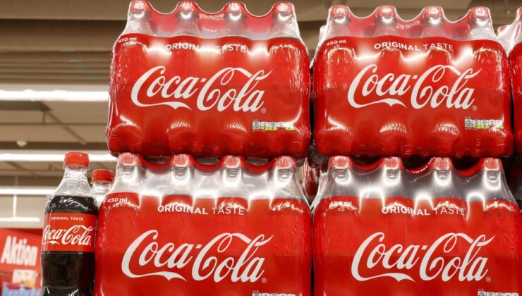 Soykırım destekçisi CocaCola’nın firmasına cinsiyet ayrımcılığı davası açıldı