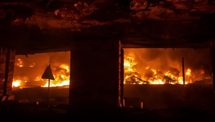 ABD’nin İsrail’in İran’daki petrol depolarına yönelik saldırılarından rahatsızlık duyduğu iddiası