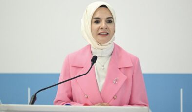 Bakan Göktaş’tan ‘Dijital Dünyada Çocuk Hakları Sözleşmesi’ne imza çağrısı