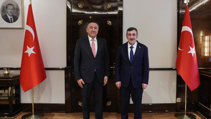 Cumhurbaşkanı Yardımcısı Yılmaz, TDT Genel Sekreteri Ömüraliyev’i kabul etti