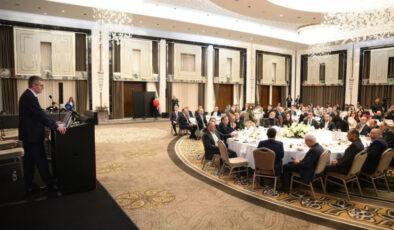 İletişim Başkanı Duran, basın mensuplarıyla iftarda bir araya geldi