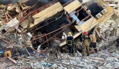 Katil İsrailin gece saatlerinden bu yana Lübnana düzenlediği saldırılarda ölenlerin sayısı 23e yükseldi