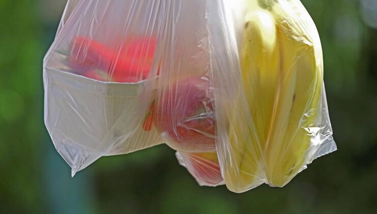 Plastik poşet uygulaması 2,8 milyon ton atığın oluşumunu engelledi