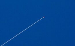 Suudi Arabistan ülkeye yönelik 8 İHA saldırısının engellendiğini açıkladı