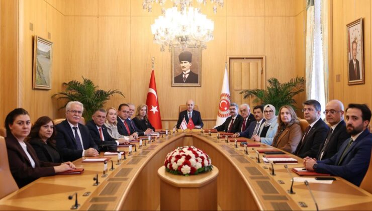 TBMM Başkanı Kurtulmuş, KKTCTürkiye Parlamentolar Arası Dostluk Grubu Başkanını kabul etti