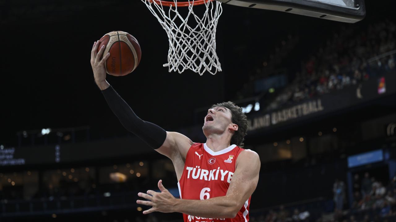 12 Dev Adam’ın hedefi İzlanda deplasmanında 8’de 8