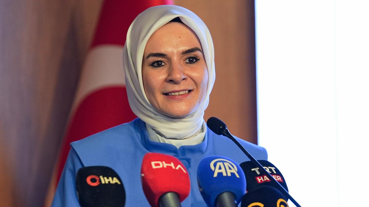 Bakan Göktaş: Bugün 9 bin koruyucu ailemiz, 11 bin çocuğumuzun hayatına dokunuyor