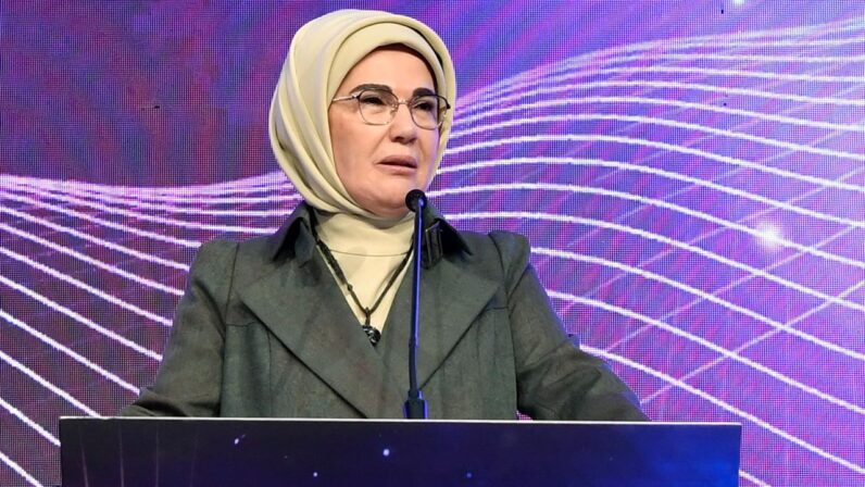 Emine Erdoğan’dan 30 Ağustos mesajı