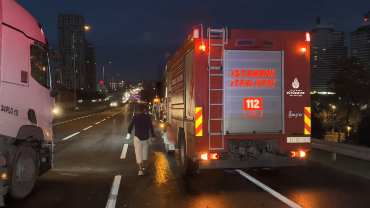İstanbul’da meydana gelen iki zincirleme kazada 10 kişi yaralandı