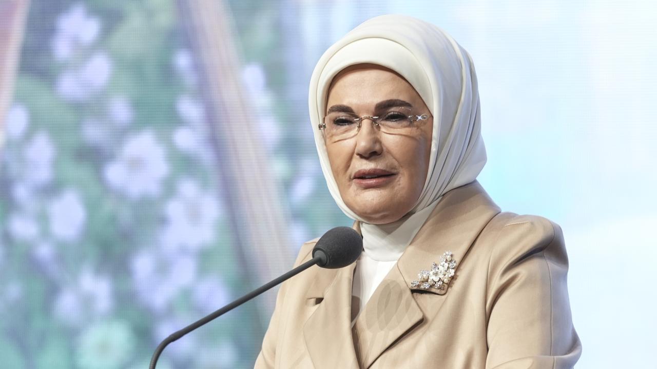 Emine Erdoğan’dan Fethiye’de denizleri koruma seferberliğine destek
