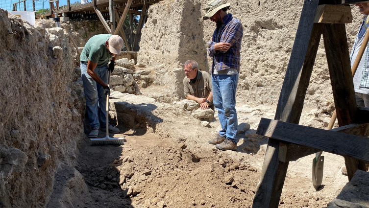 Troya Antik Kenti’nde 2 bin 800 yıllık agora gün yüzüne çıkıyor