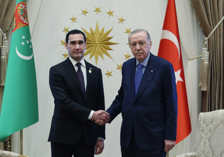 Cumhurbaşkanı Erdoğan, TDT’de ikili görüşmelerde bulundu