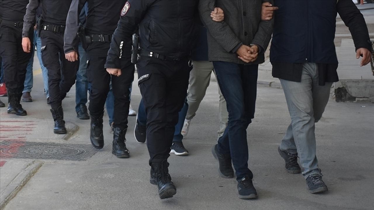 FETÖ’nün adliye yapılanmasına operasyon: 19 gözaltı