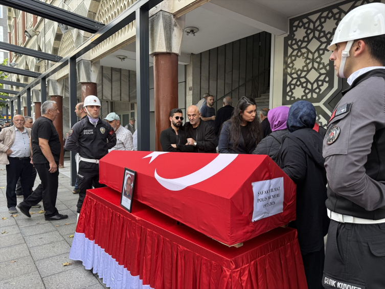 Rize’de hayatını kaybeden polis memuruna veda